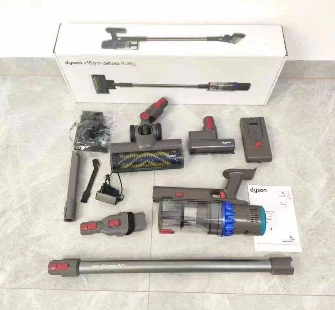 Prodám vysavač Dyson V15 Detect Fluffy