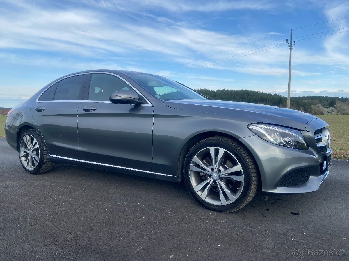 Mercedes C 220d 4x4,r2017,LED,Kamera,Navi,TOPstav -