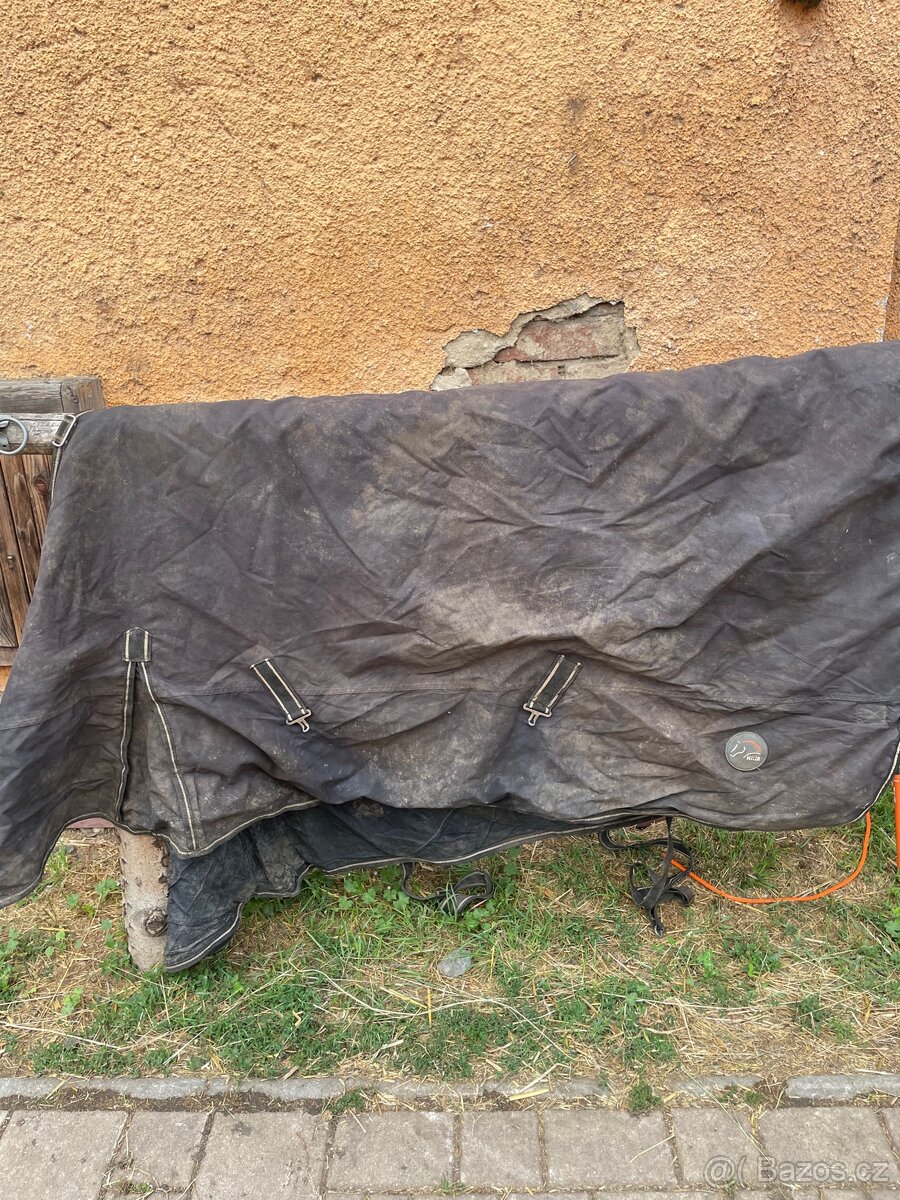 Vybehova deka hkm 200g 145 cm
