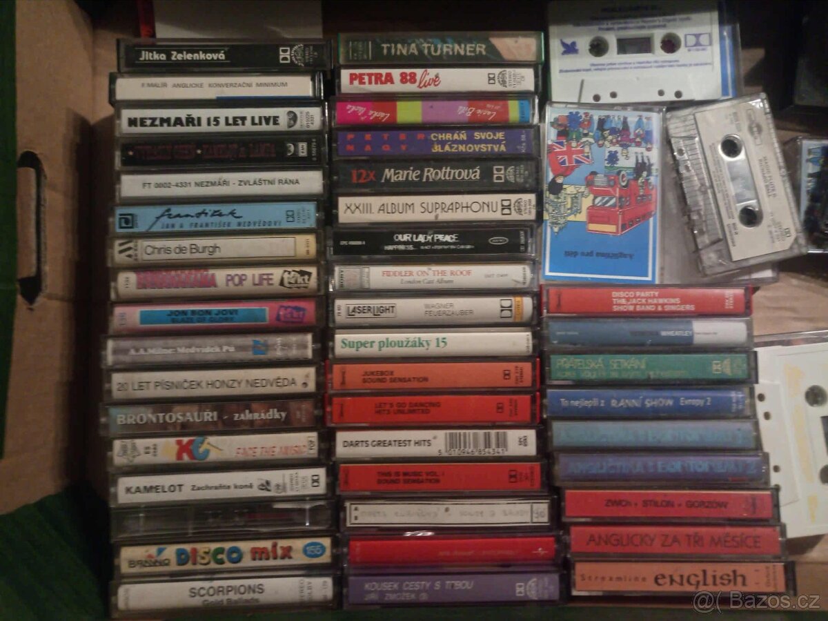 MC kazety originál asi 50ks