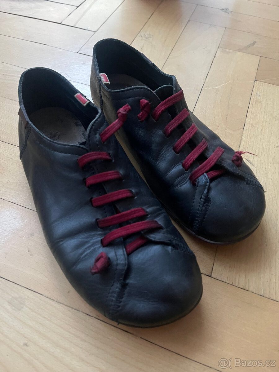 Zachovalé kožené boty Camper