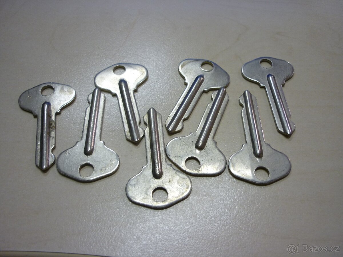 Jawa 90 uloženkové klíčky