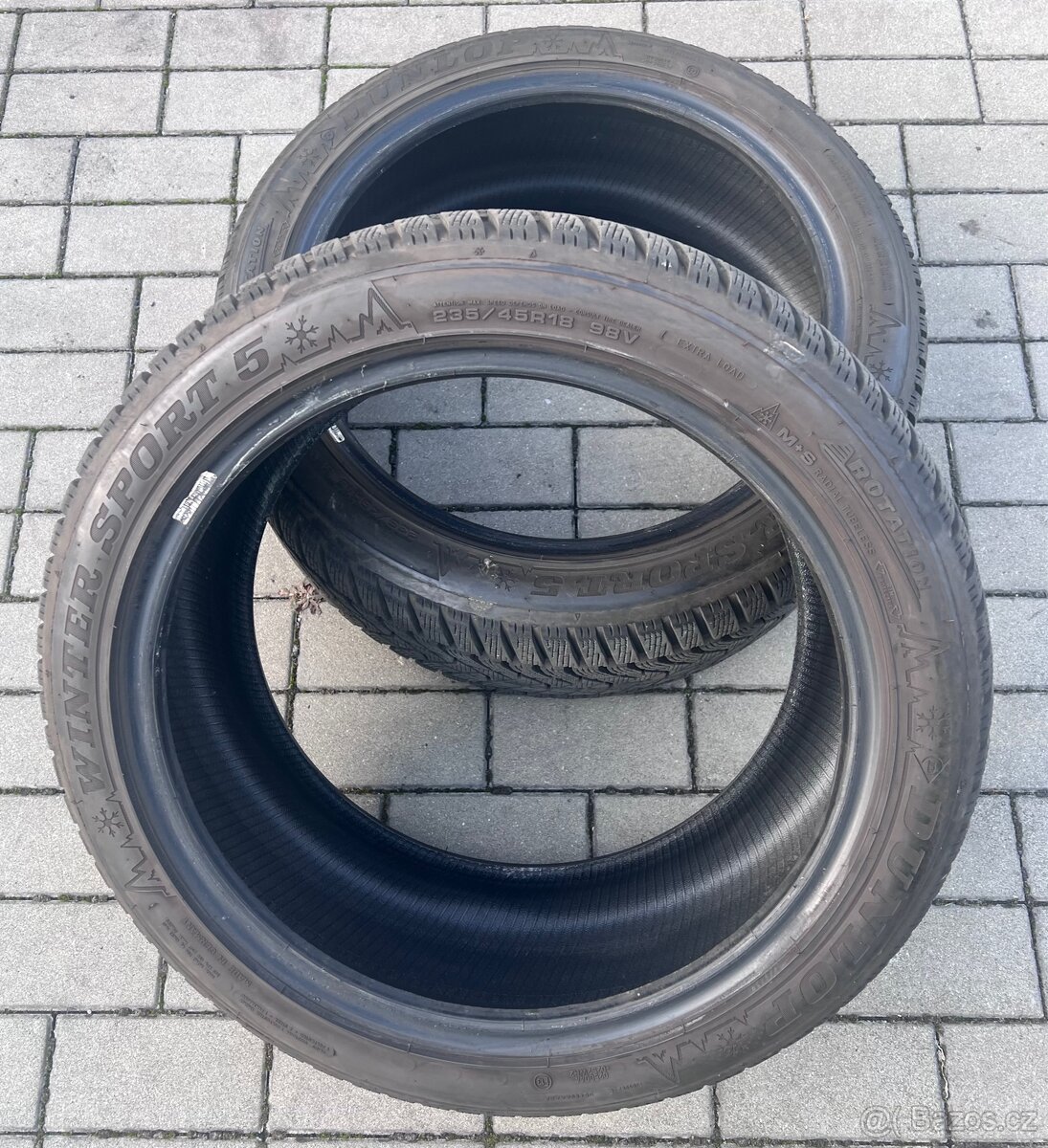 235/45 R18 - 2x zimní Dunlop 8mm