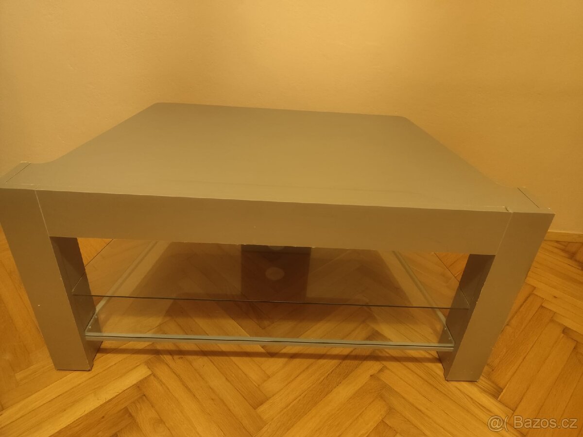 Prodám TV stolek. SLEVA JASNÁ