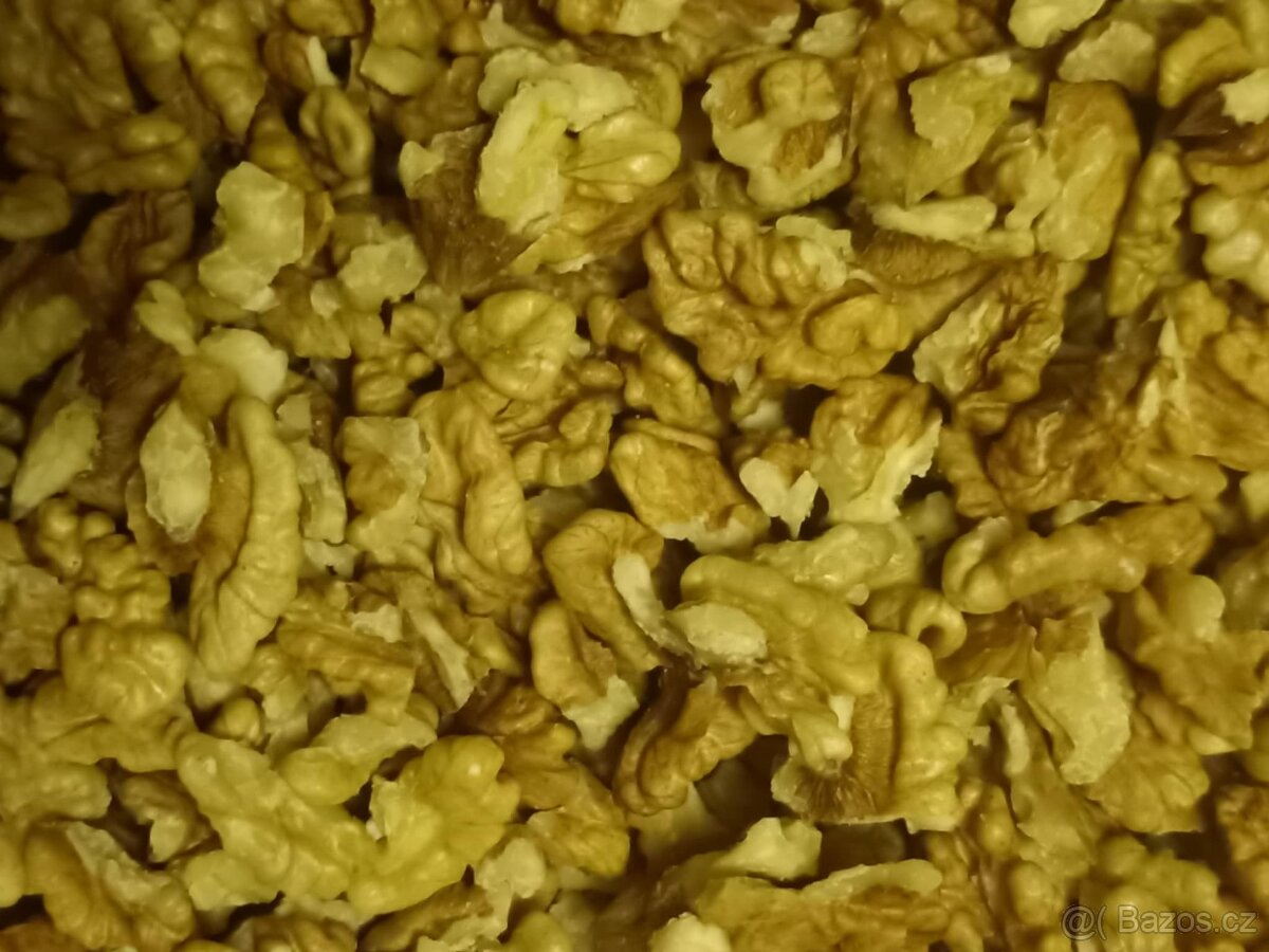 Vlašské ořechy loupané