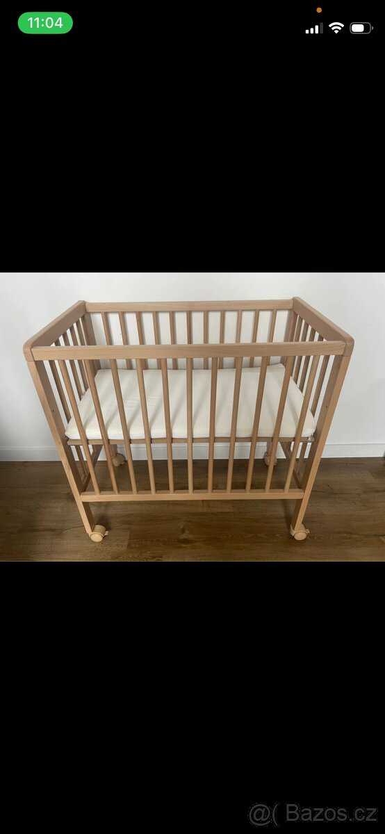 Dřevěná postýlka