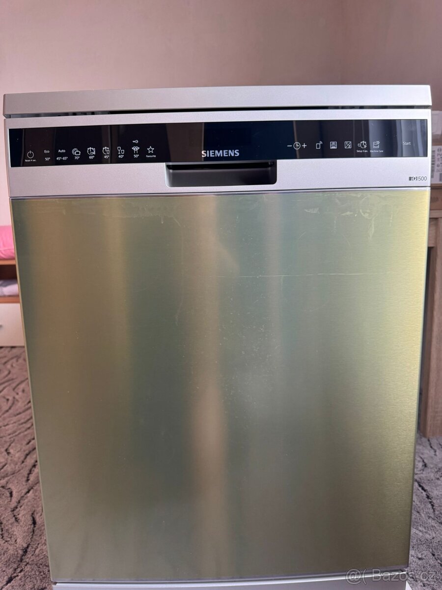 Nová volně stojící myčka  Siemens,60cm,14 sad