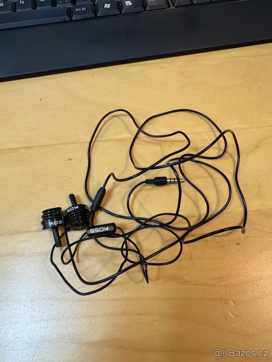 Koss Spark Plug - dobrý stav, plně funkční, 3.5mm jack