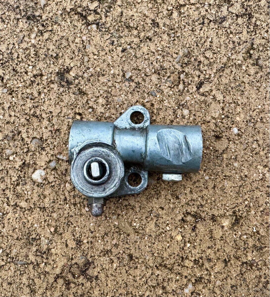 CZ 125 150 C - nahon tachometru