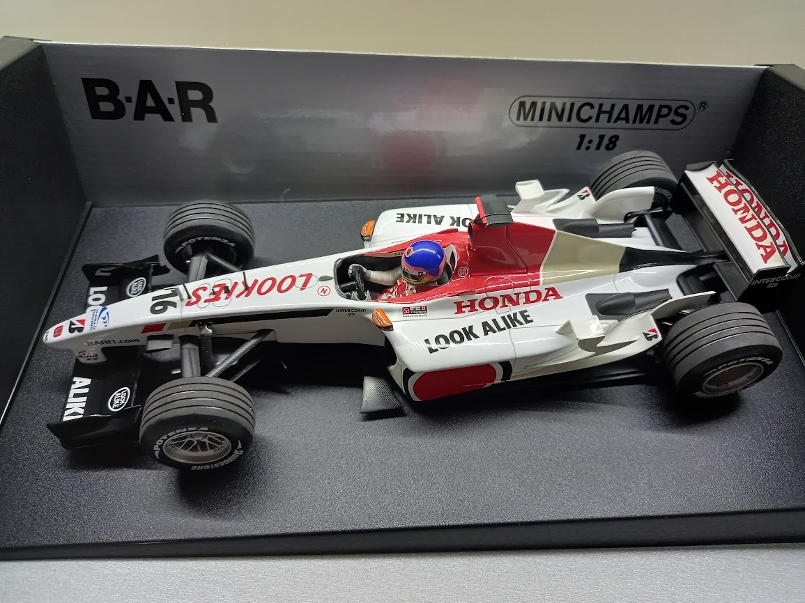 BAR BAR HONDA 005 2003 JACQUES VILLENEUVE MINICHAMPS 1:18