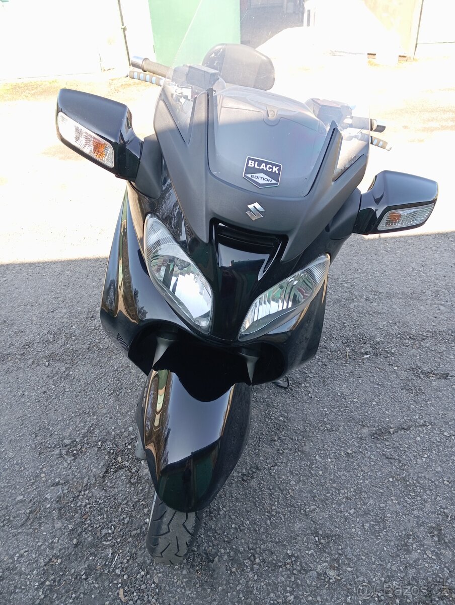Suzuki Burgman 650 Executive