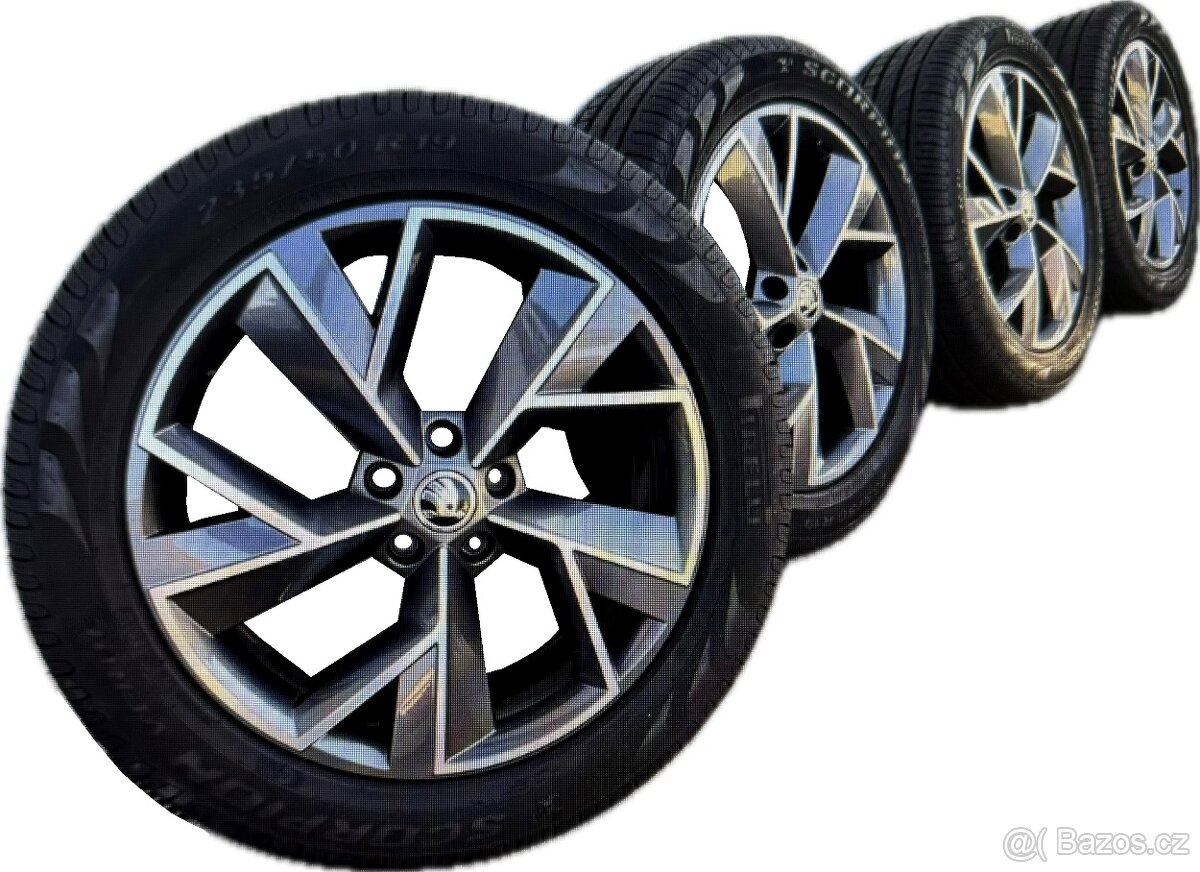 Prodám letní kolo ŠKODA KODIAQ R19 Triglav / guma Pirelli