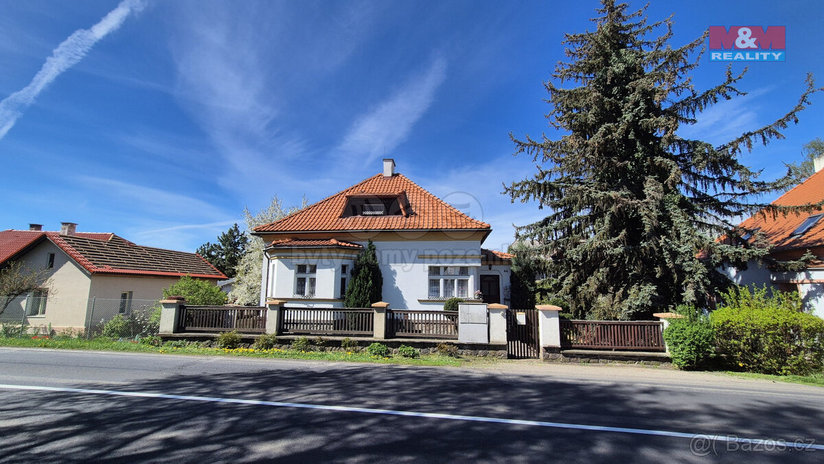 Prodej rodinného domu, 180 m², Počerady