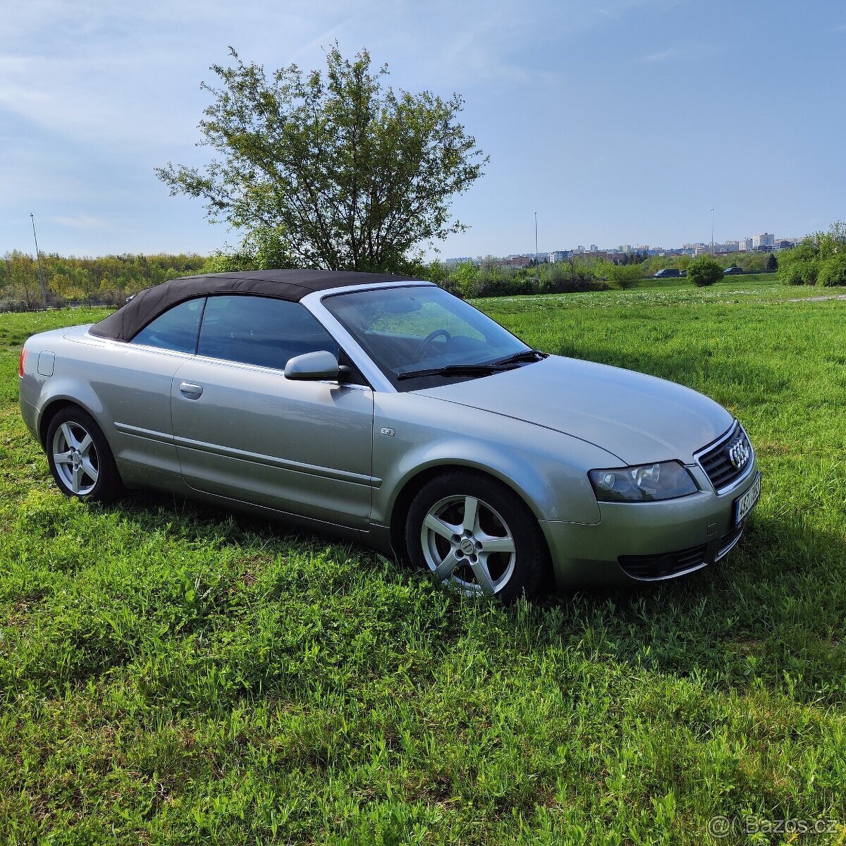 Audi A4 2.4i Cabriolet 2005 rok super stav nová střecha