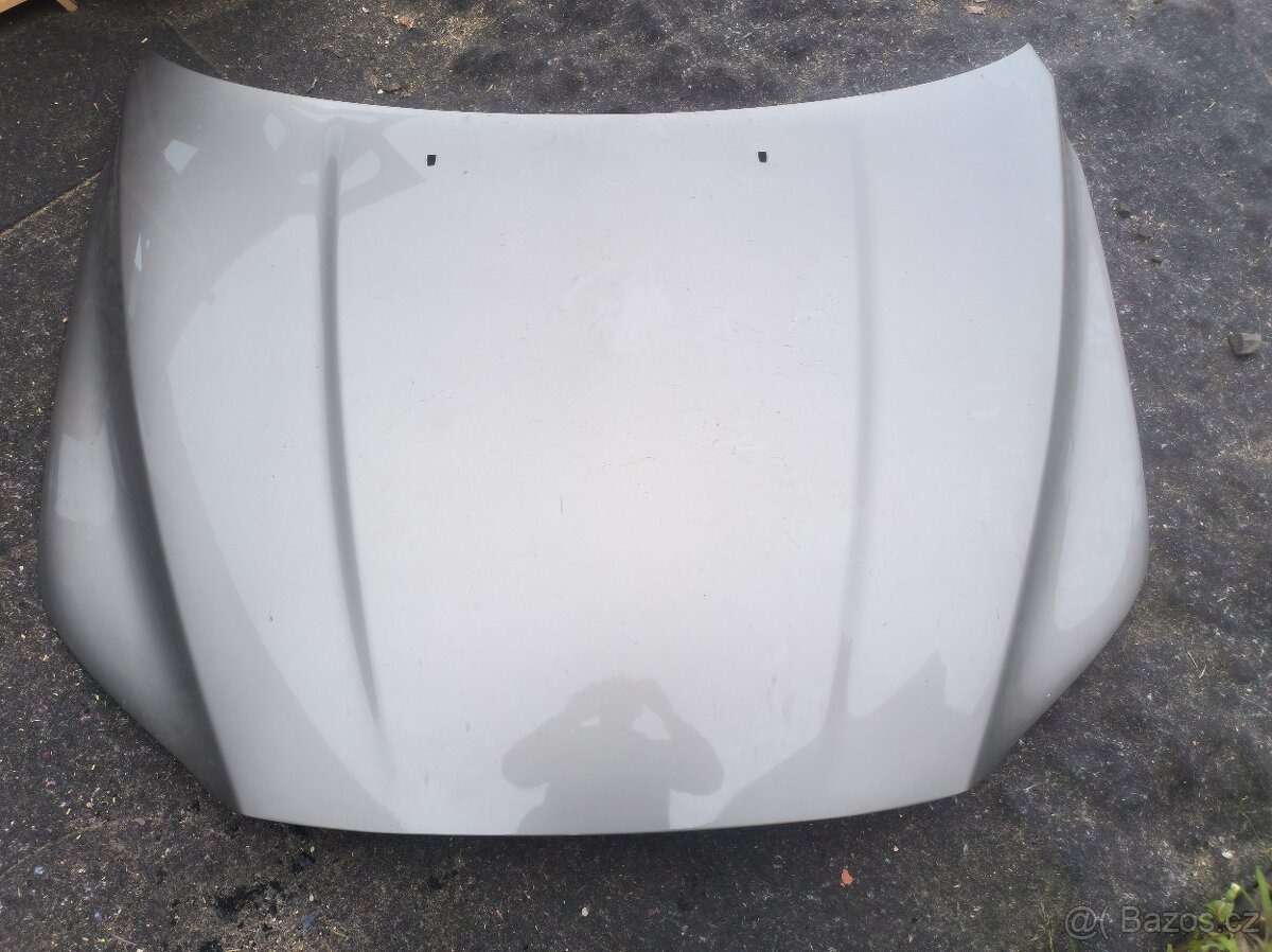 Kapota, Volvo xc70 V70 od roku 2008