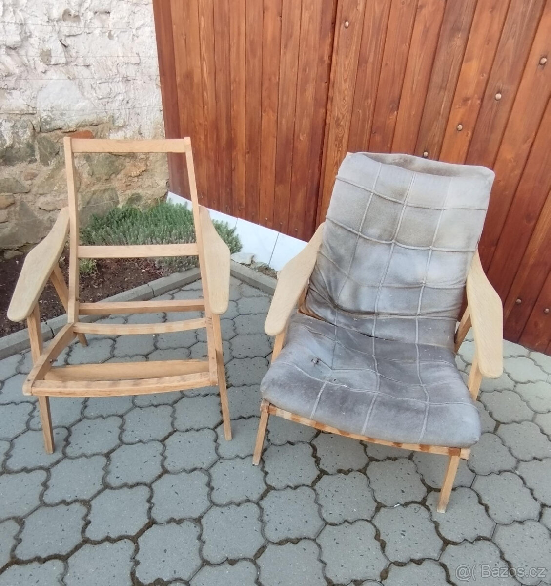 Retro křesílka