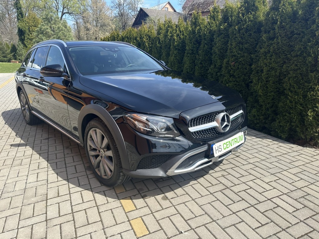 Mercedes-Benz E 220 E 220d 4MATIC All-TerrainT