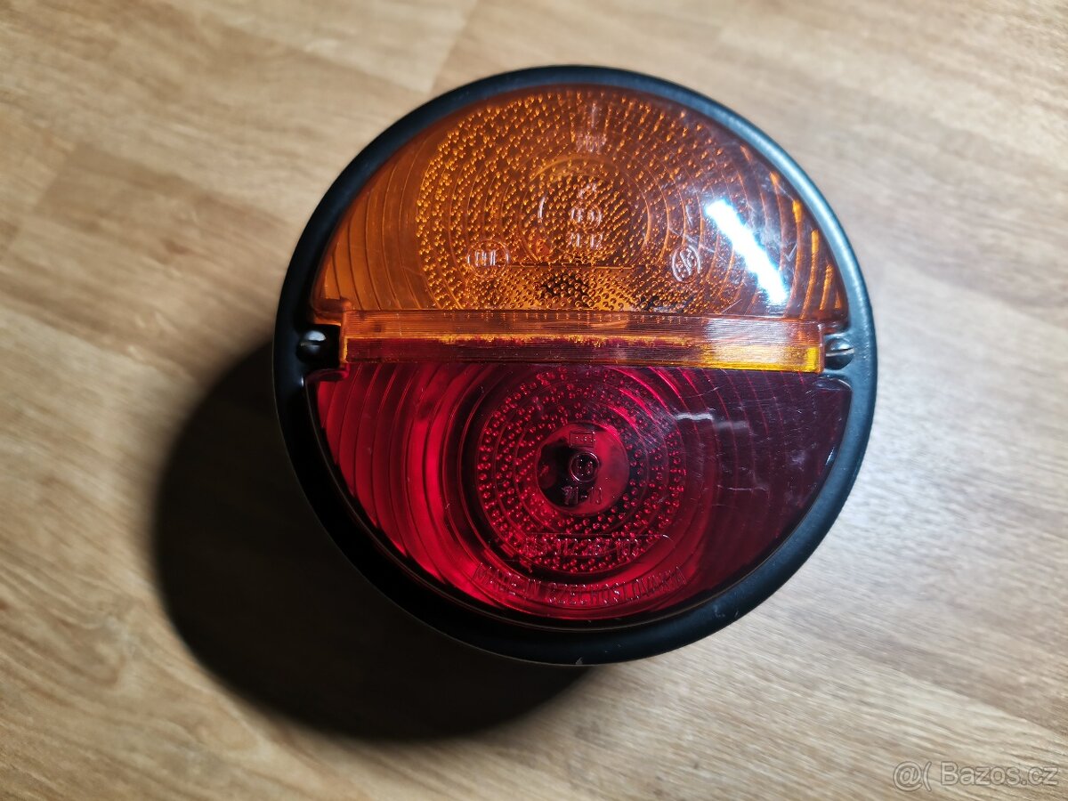 B23 Zadní světlo PAL Tatra Liaz Škoda Zetor Avia