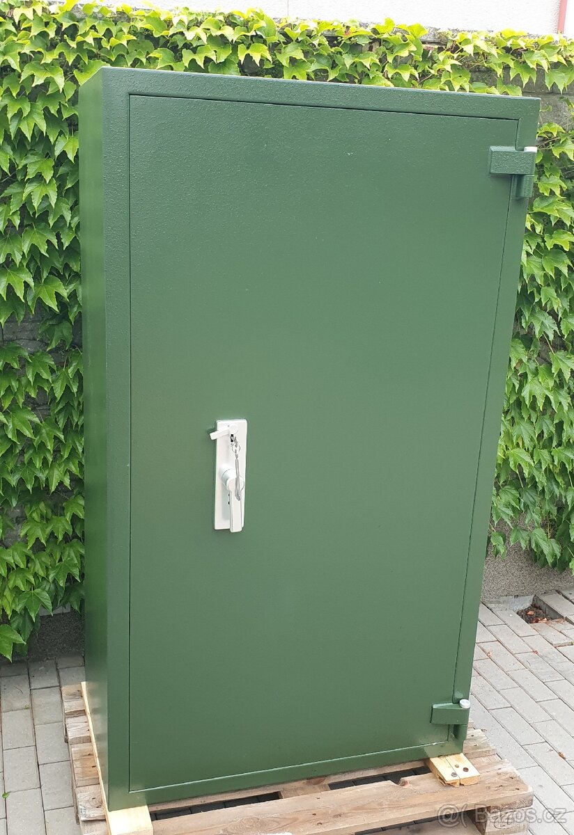 Trezor na zbraně Hubertus 2