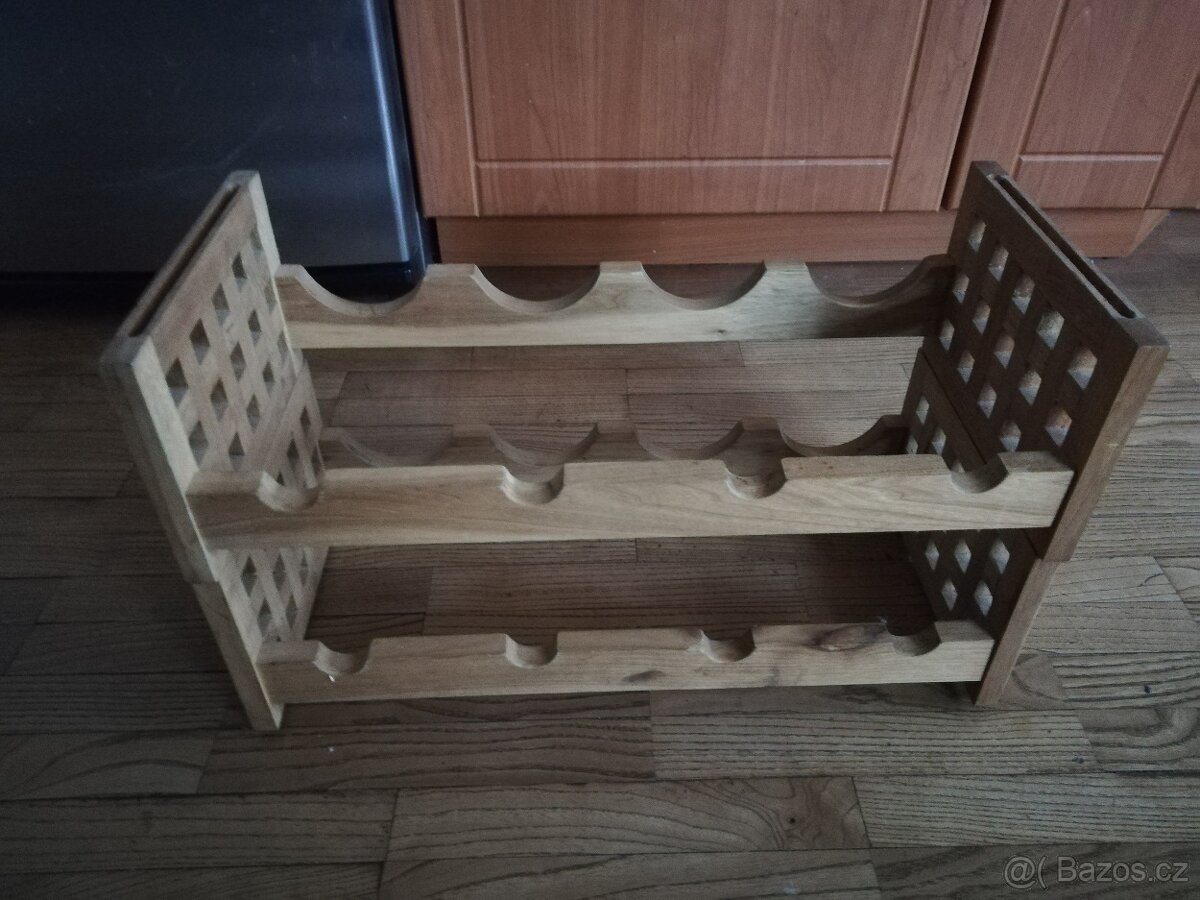 Stojan na víno