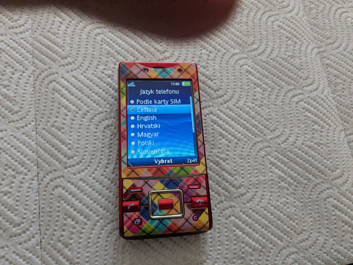 Sony-Ericsson Hazel