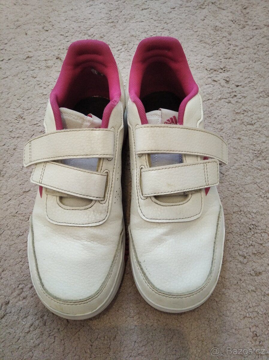 Dívčí tenisky Adidas