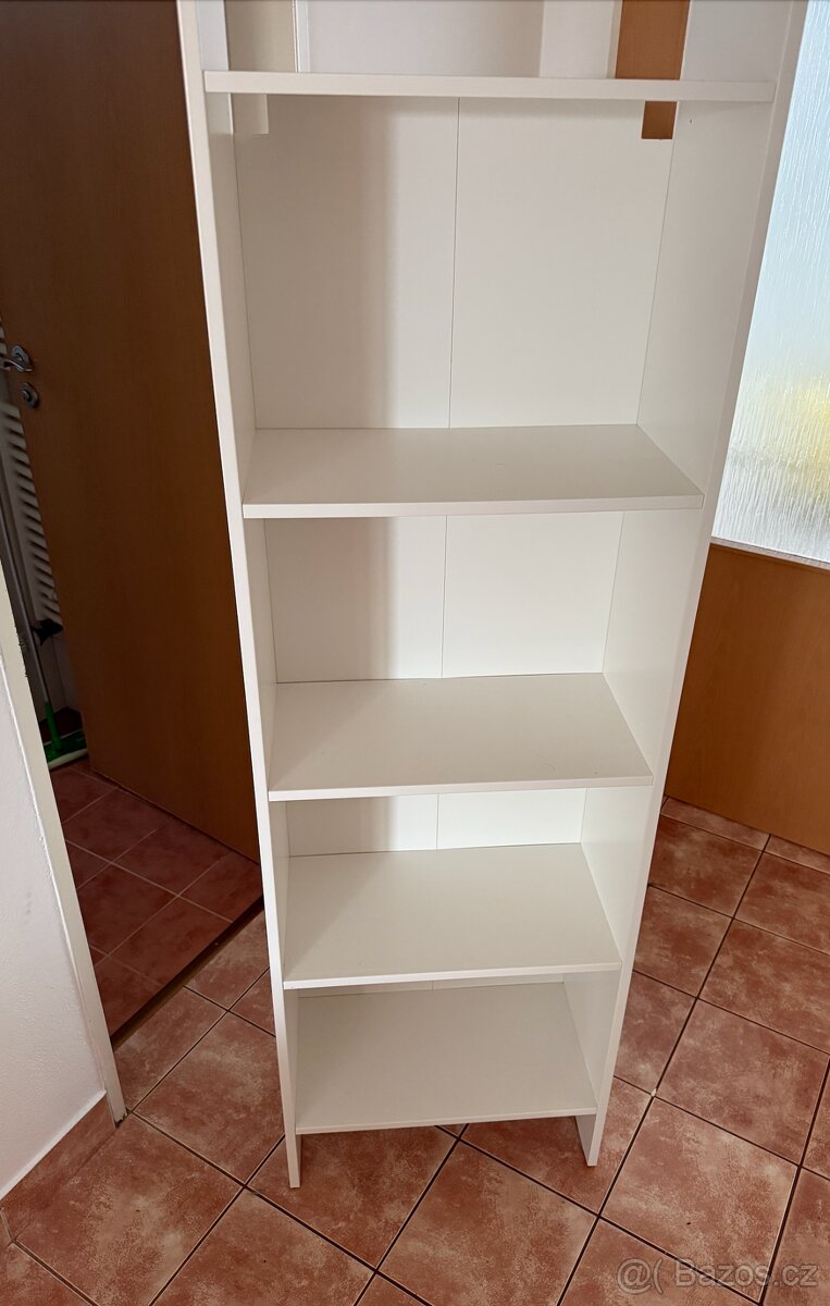 komoda / knihovna / regál za odvoz zdarma