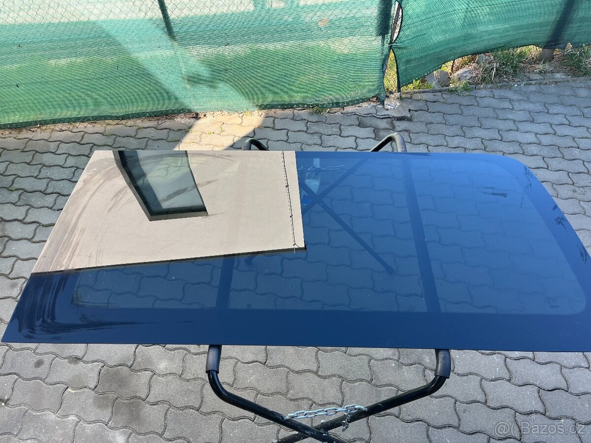 boční sklo spritner crafter levé zadní L2 použité
