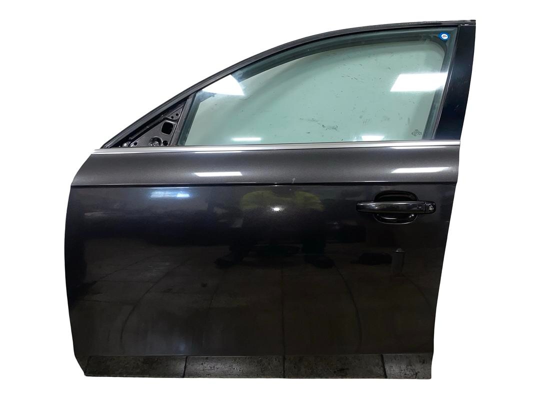 Levé přední dveře šedá metalíza LZ7L Audi A4 B8 8K FL 2013