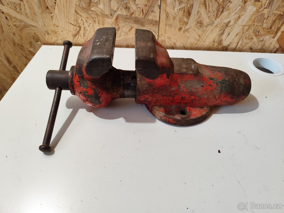 Svěrák YORK 125