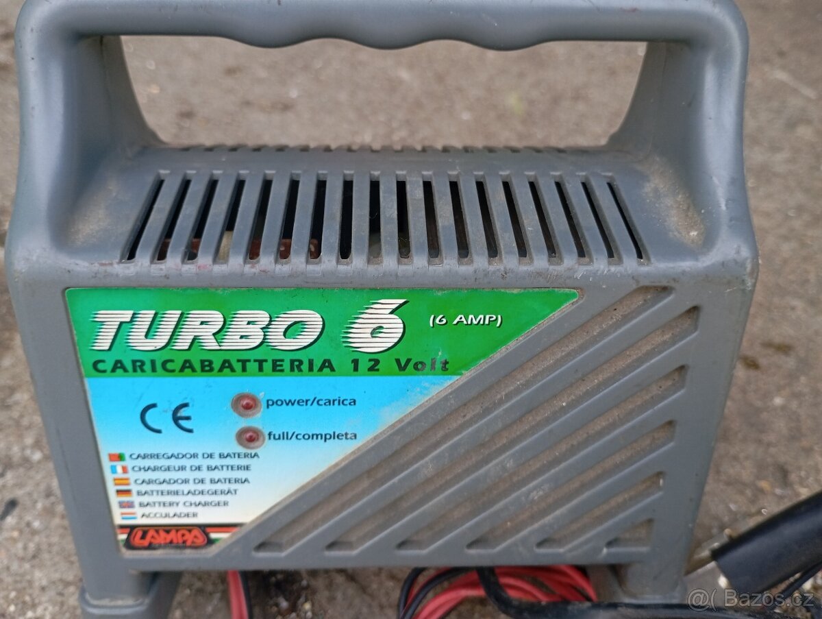 Nabíječka autobaterií 12V 6 A