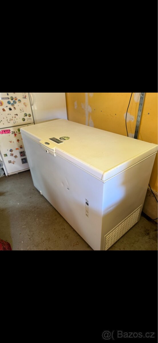 Whirlpool pultový mrazák