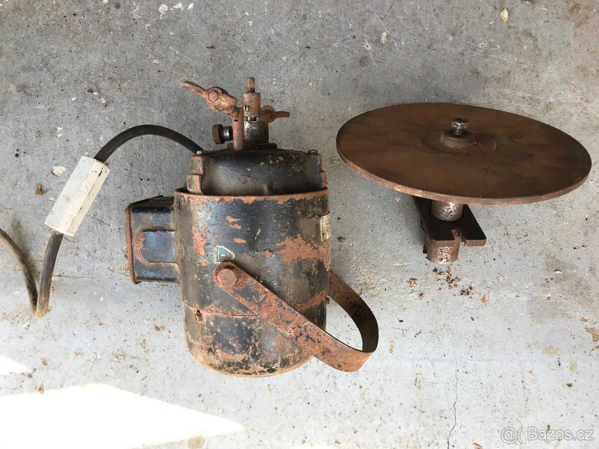 Strojek na strihani ovci - bruska, hlavice, noze, motor