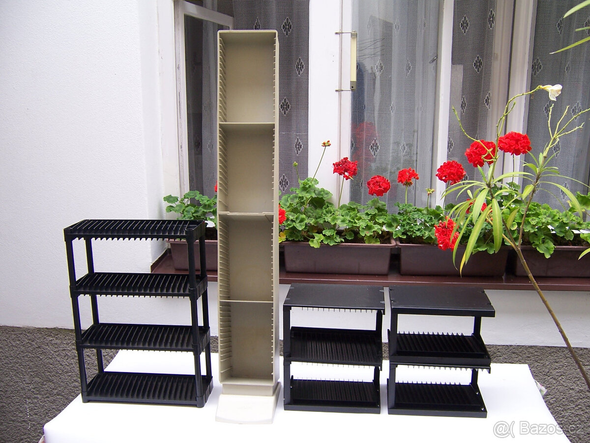 stojany na CD a DVD, retro