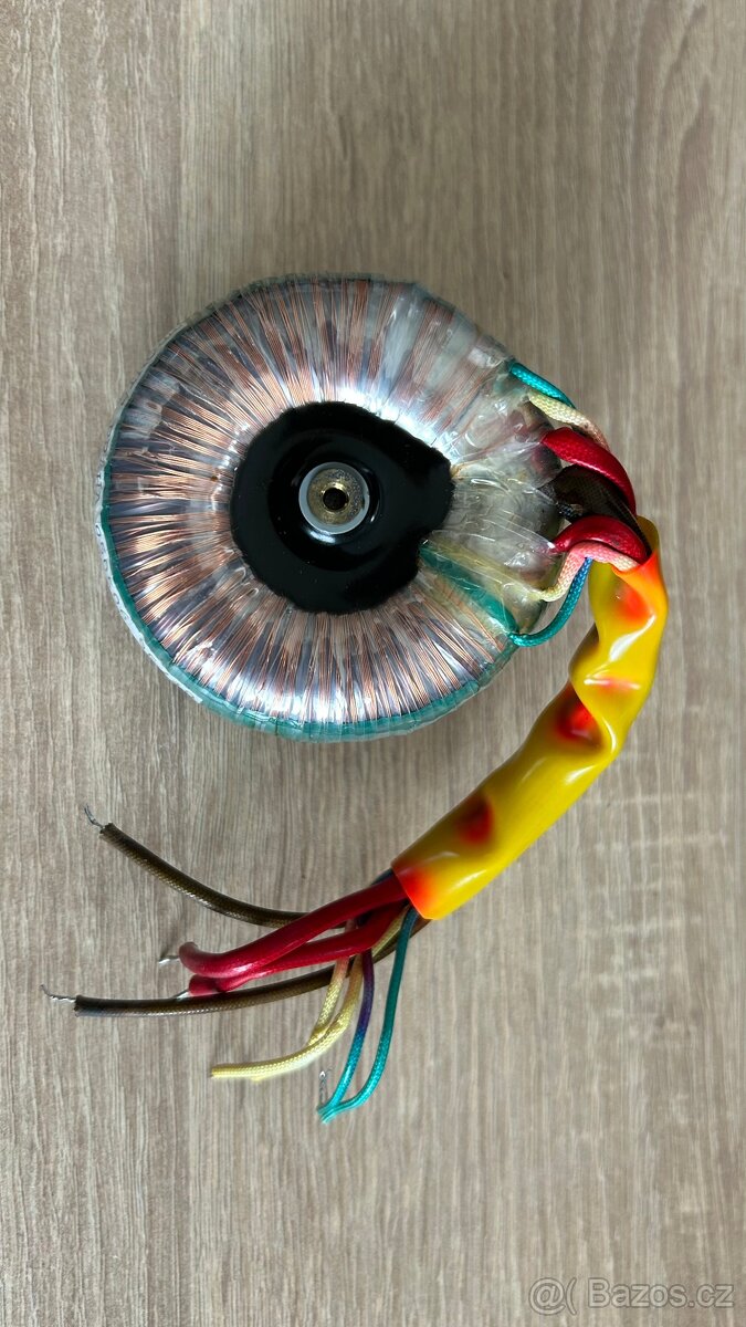 Toroidní transformátor 3 x 13V