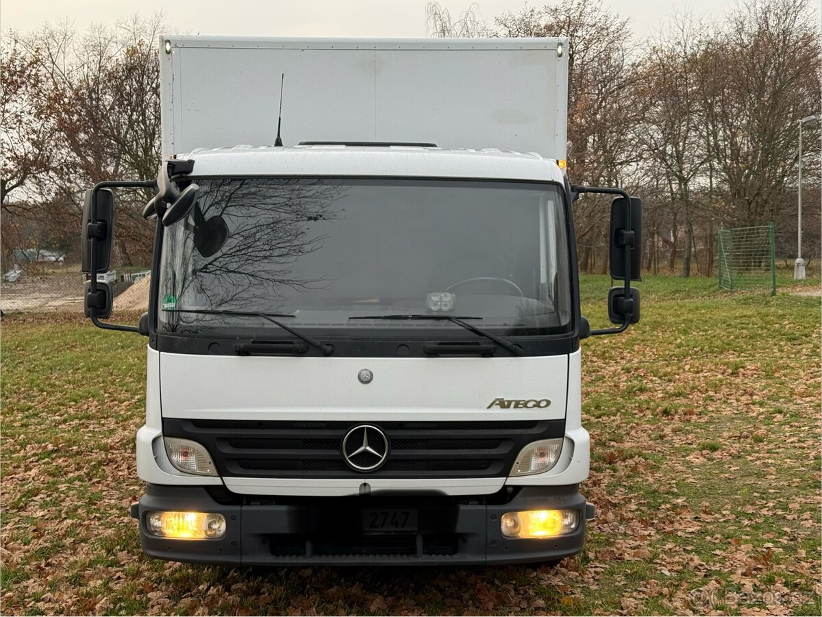 Mercedes-Benz Atego 816 skříň s hydraulickým čelem