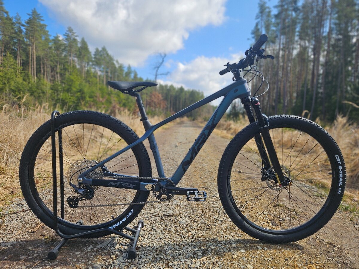 NOVÉ KARBONOVÉ HORSKÉ KOLO MRX