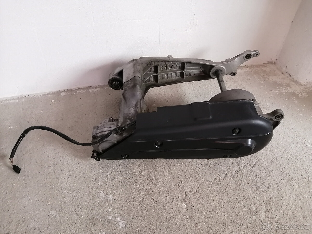 Suzuki Burgman 650 Zadní převody