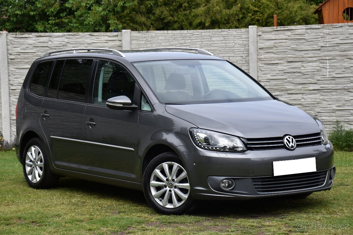 Volkswagen Touran 1.6 TDi CR HIGHLINE DSG,XENONY,KAMERA,TEMP