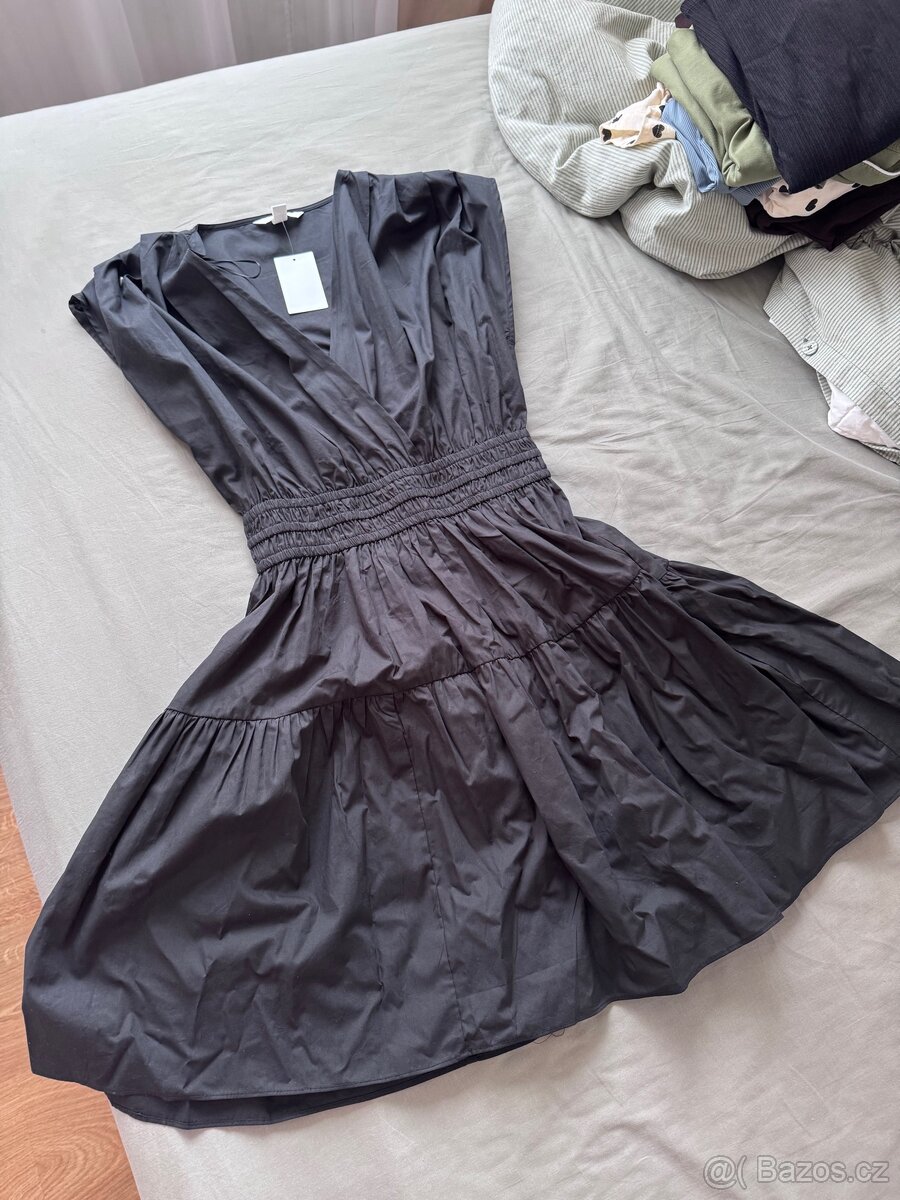Nové černé šaty H&M. Velikost S