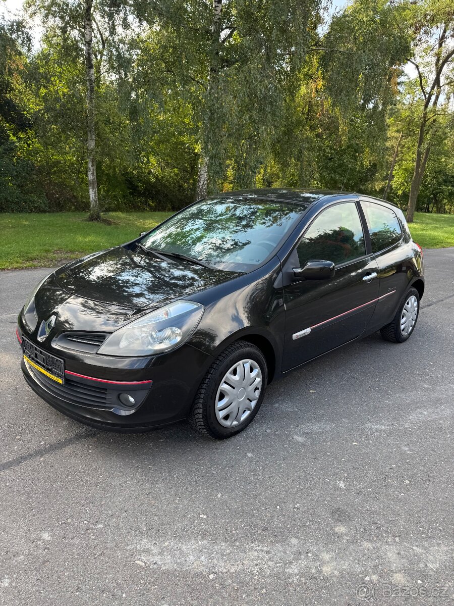 RENAULT CLIO 1,2 i TCe