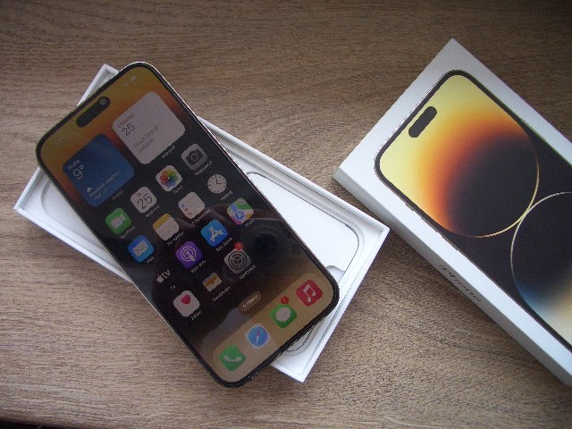 APPLE IPHONE 14 pro MAX 128GB GOLD
