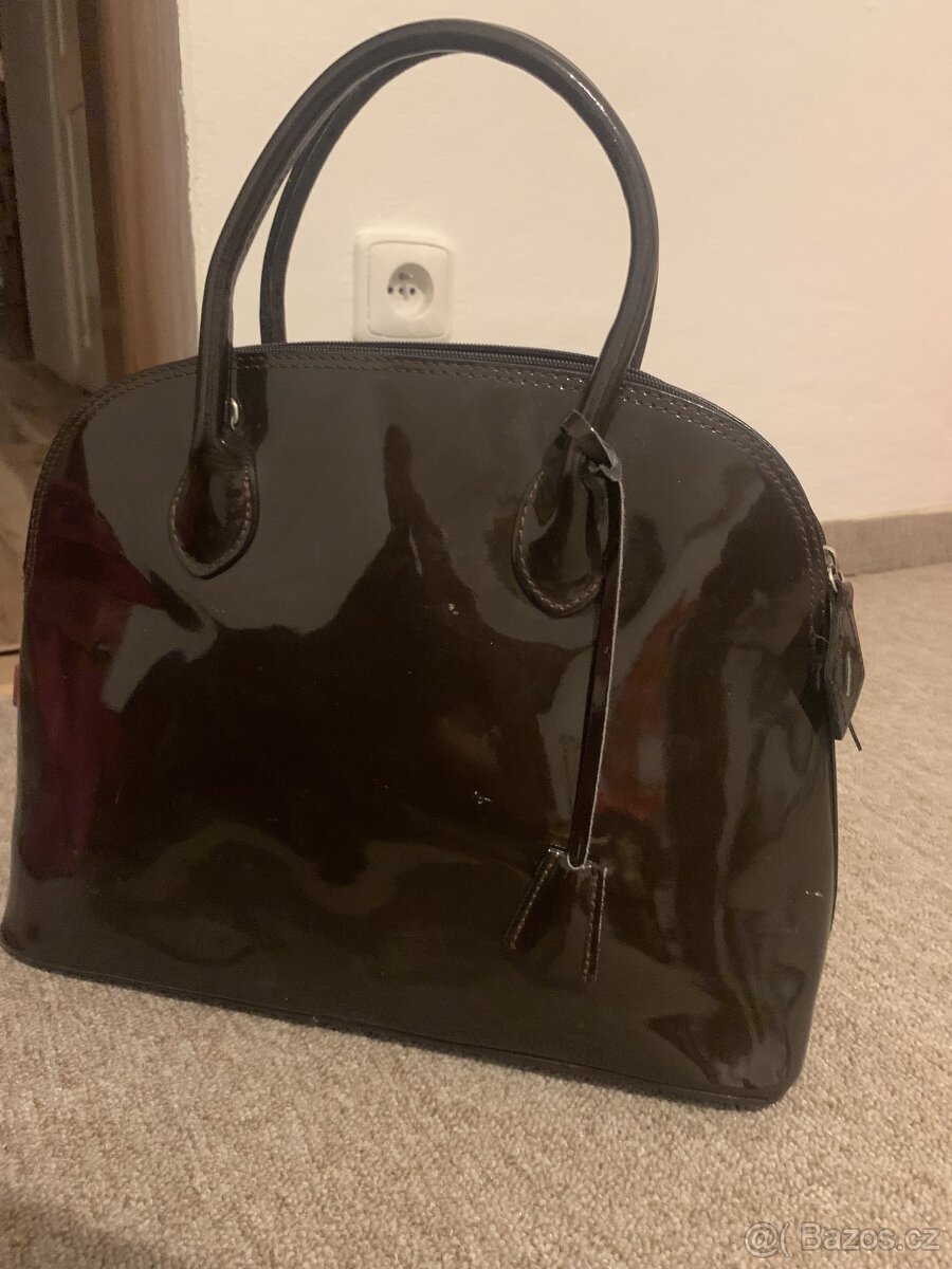 kabelka Baťa nevyužita