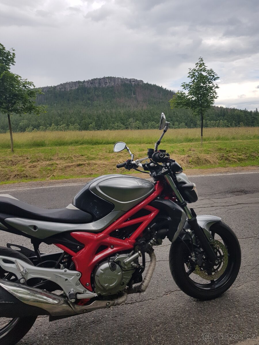 Suzuki SV 650