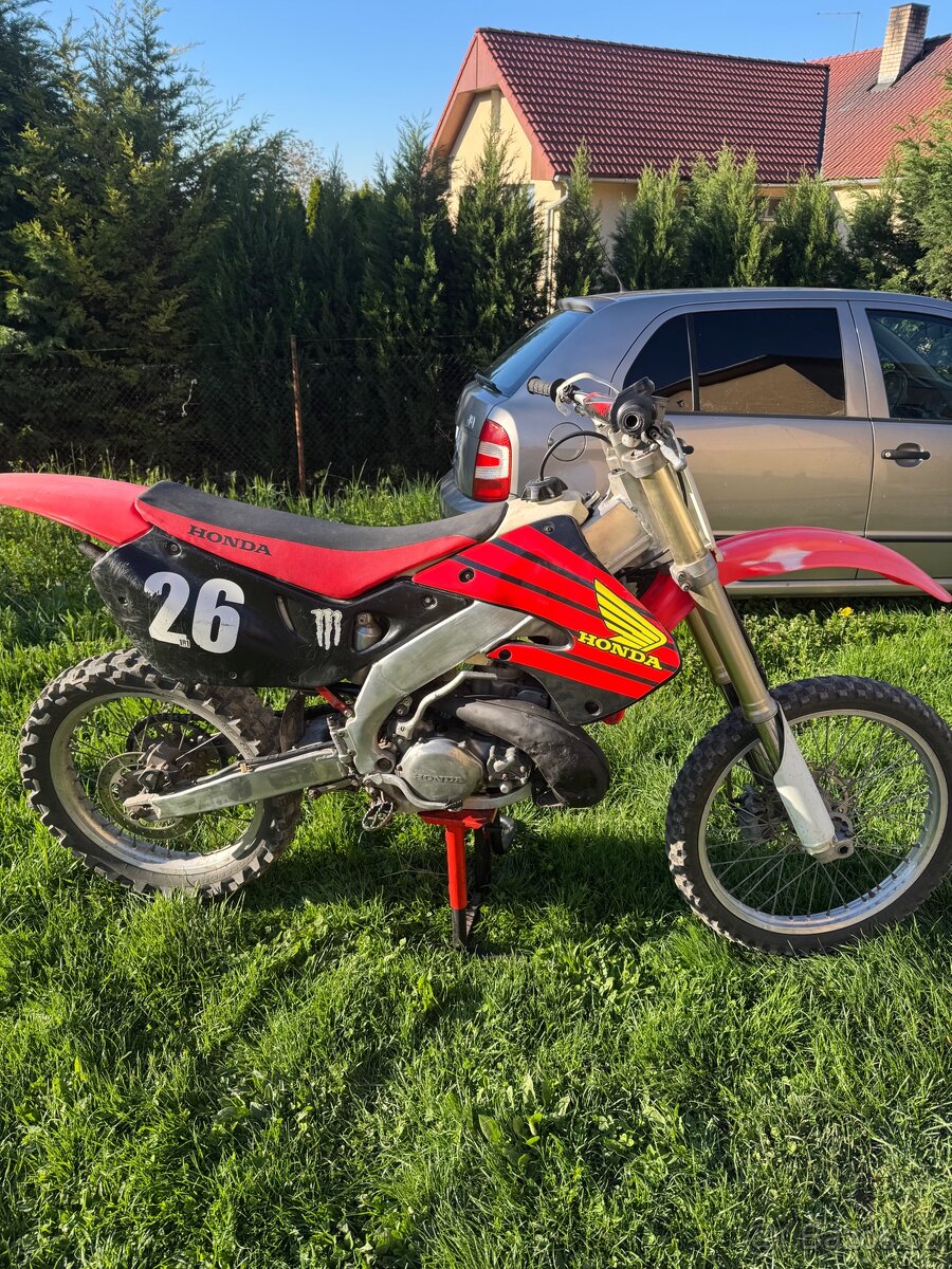 Honda cr250r