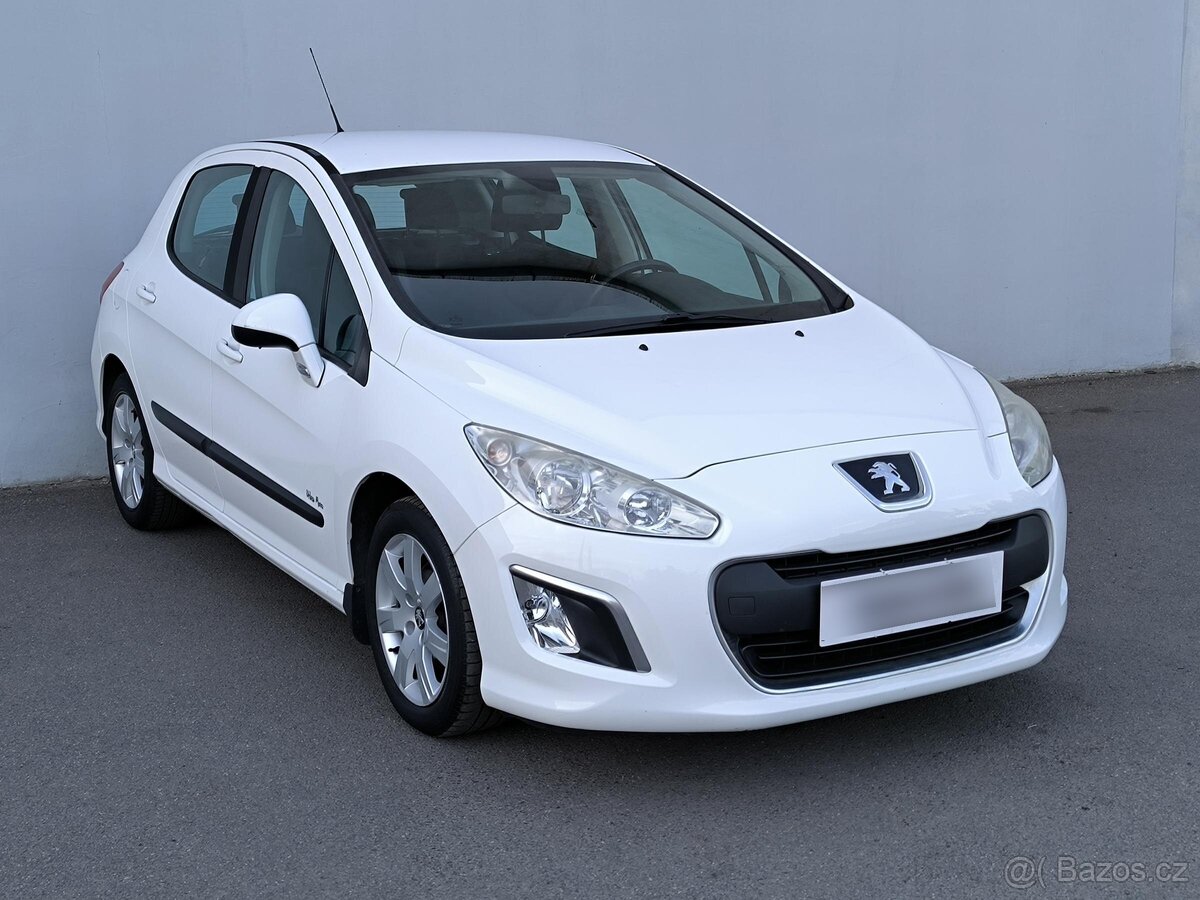 Peugeot 308 1.4i , 72 kW benzín, 2011