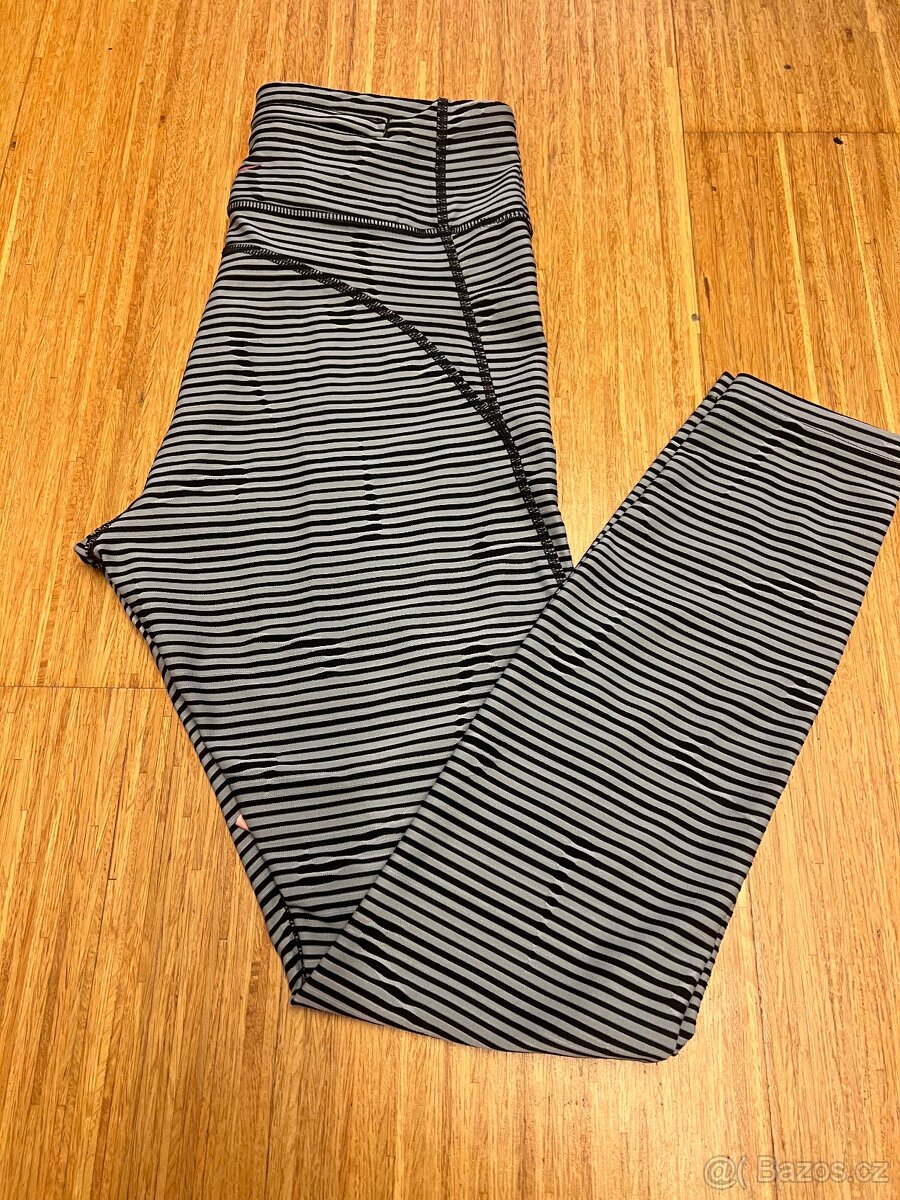 Legíny NIKE Running vel. XS