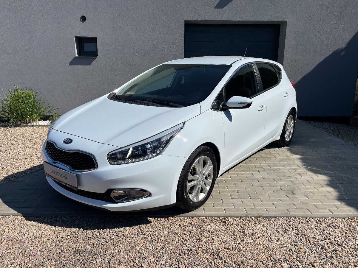 Kia Cee´d 1.6 GDI 99KW, 1. Majitel, Rozvody, Park. kamera