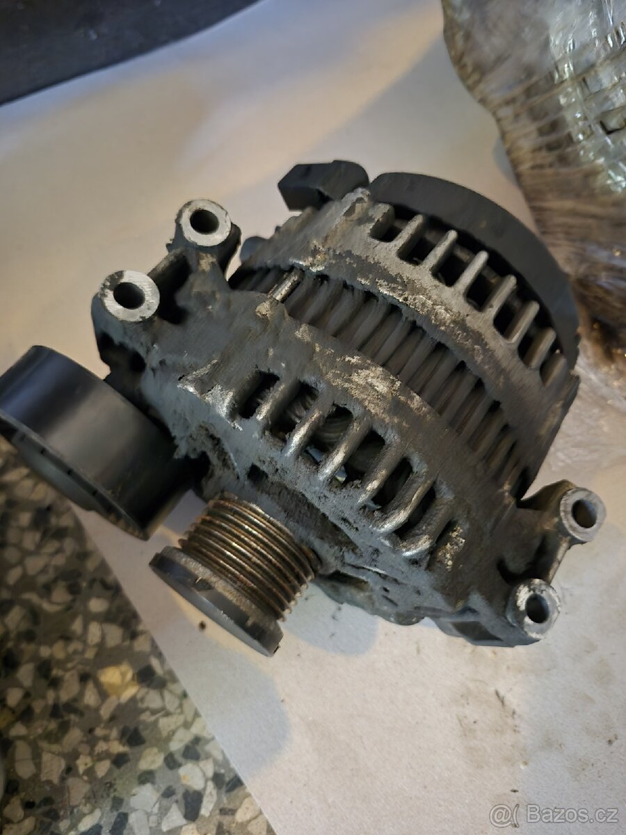 Alternátor BMW e87