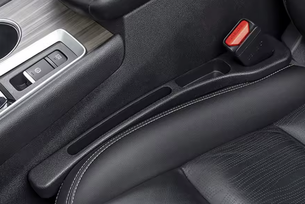 Výplň mezi mezeru sedadel - BMW - 2ks/černá